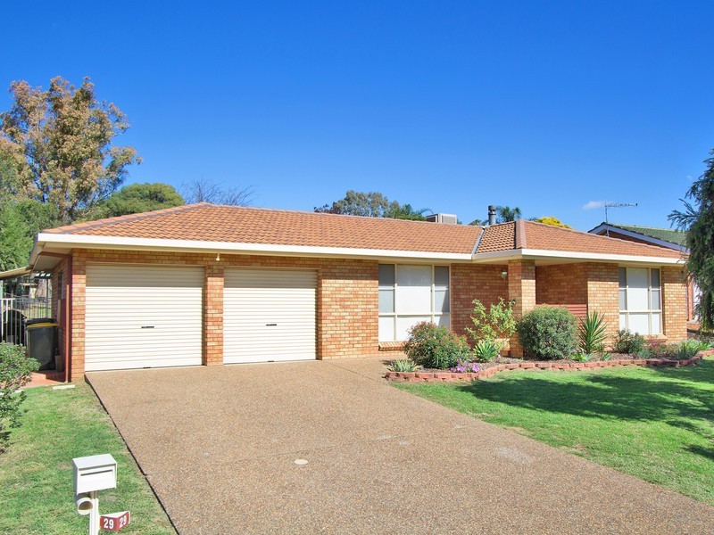 29 Windhover Crescent, Calala NSW 2340