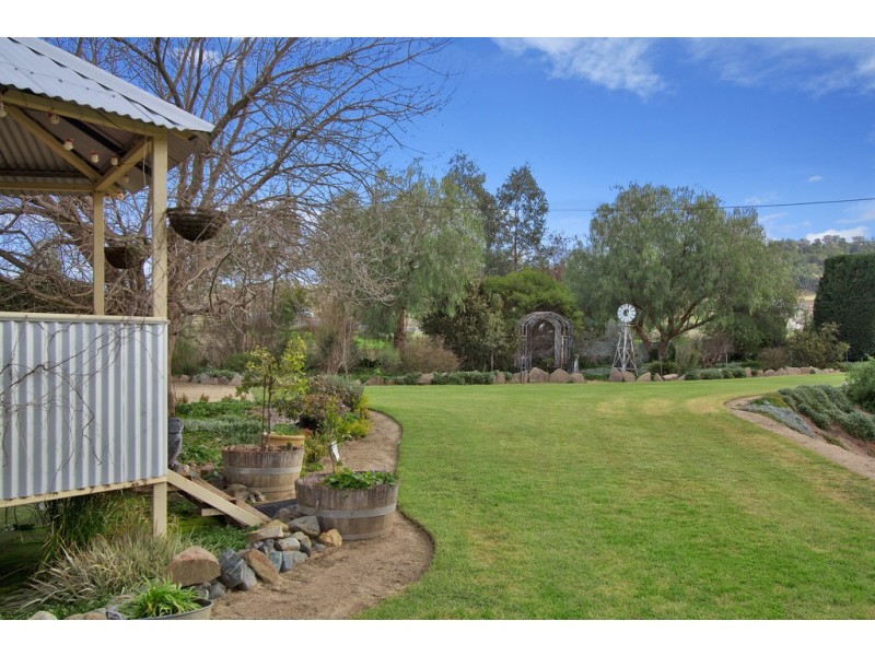 1882 New England Highway, Moonbi NSW 2353