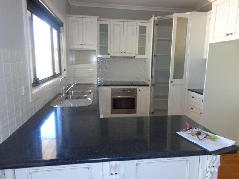 155 Piper Street, Tamworth NSW 2340