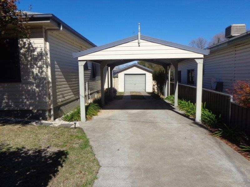 155 Piper Street, Tamworth NSW 2340