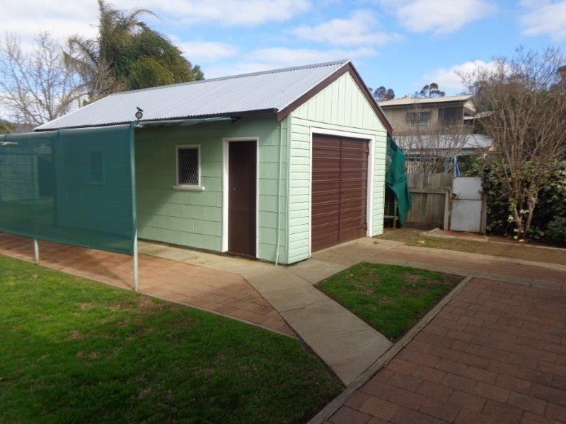 13 Cobley Avenue, Tamworth NSW 2340