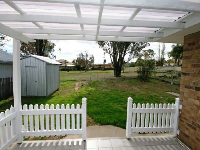 9 Kinarra Street, Tamworth NSW 2340