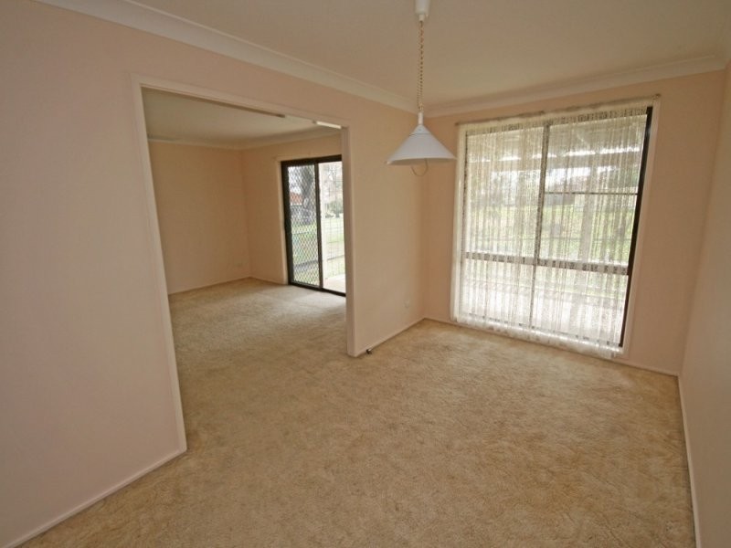 11 Kinarra Street, Tamworth NSW 2340