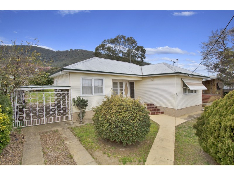 288 Armidale Road, Tamworth NSW 2340