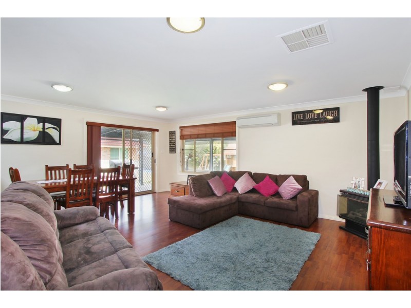 25 The Retreat, Tamworth NSW 2340