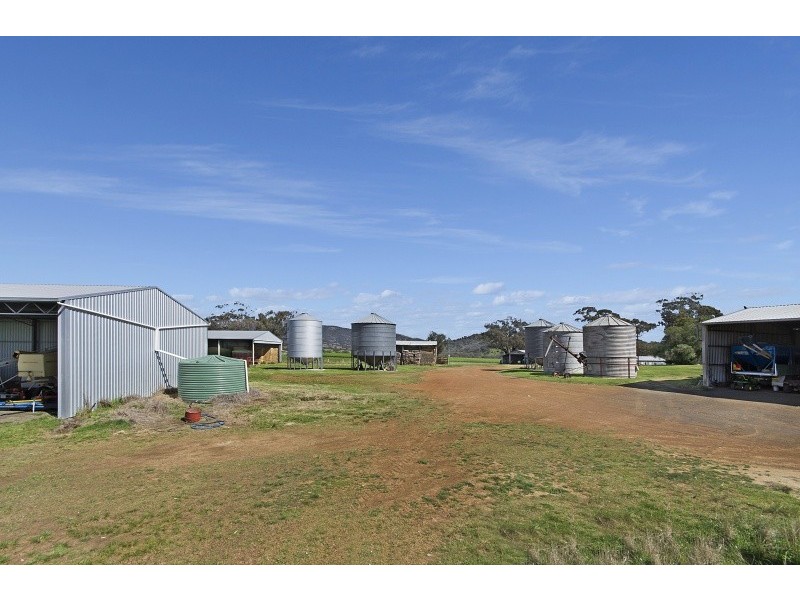 “Glenarvon” 190 Walters Lane, Gowrie NSW 2340