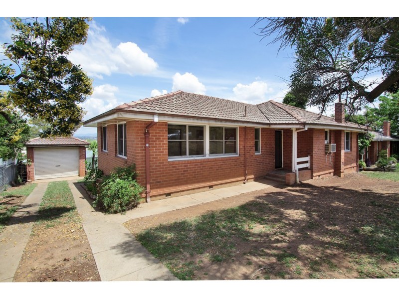 7 Bailey Avenue, Tamworth NSW 2340