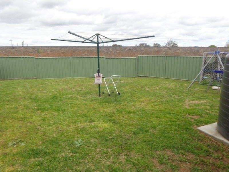 1/19 Emerald Avenue, Tamworth NSW 2340