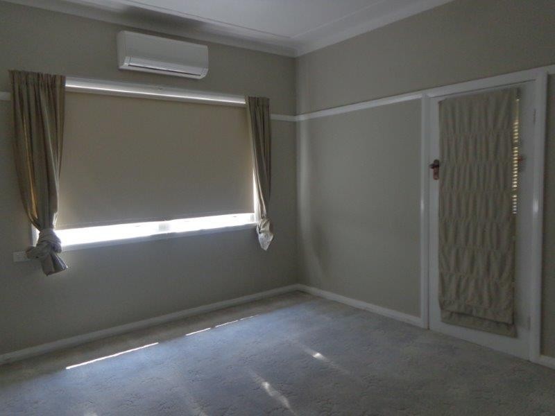 135 Carthage Street, Tamworth NSW 2340