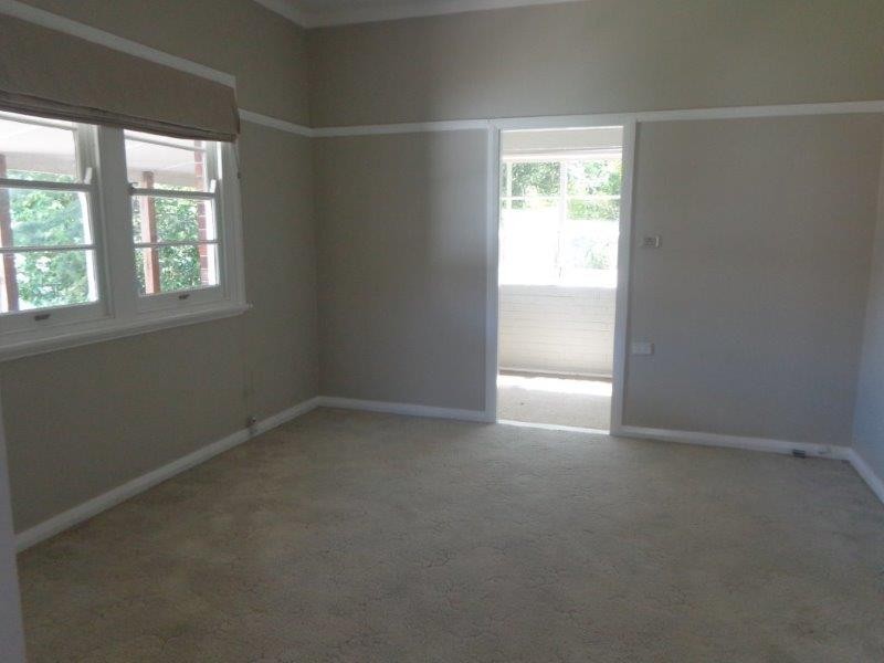 135 Carthage Street, Tamworth NSW 2340