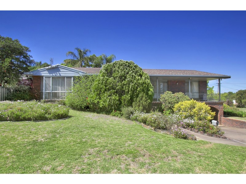 5 Barreng Street, Tamworth NSW 2340