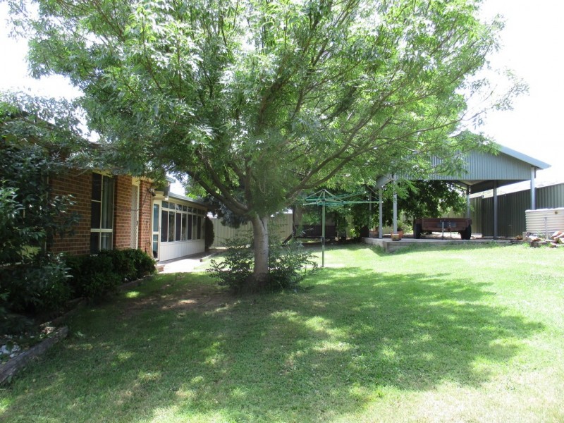 12 Gill Street, Nundle NSW 2340