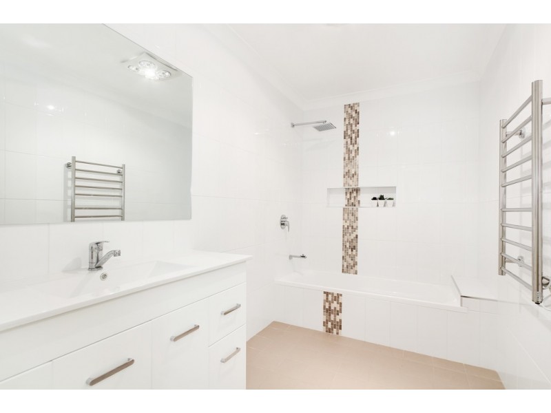 9 Dayal Street, Tamworth NSW 2340