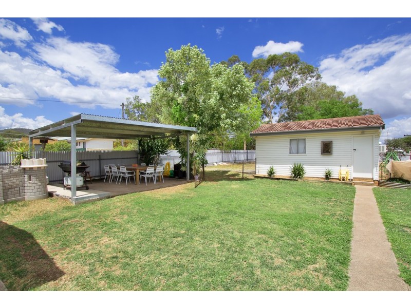 9 Dayal Street, Tamworth NSW 2340