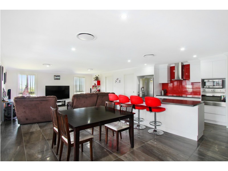 12 Orchid Drive, Kootingal NSW 2352