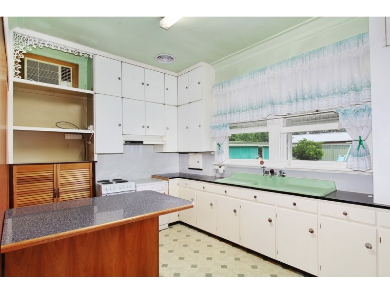 28 Gunnedah Road, Tamworth NSW 2340