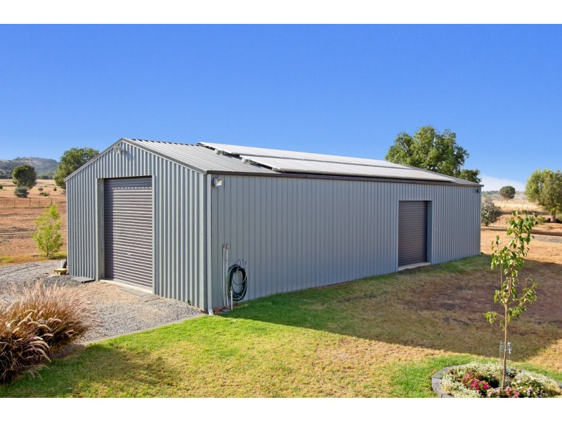 16 Kingfisher Drive, Moore Creek NSW 2340