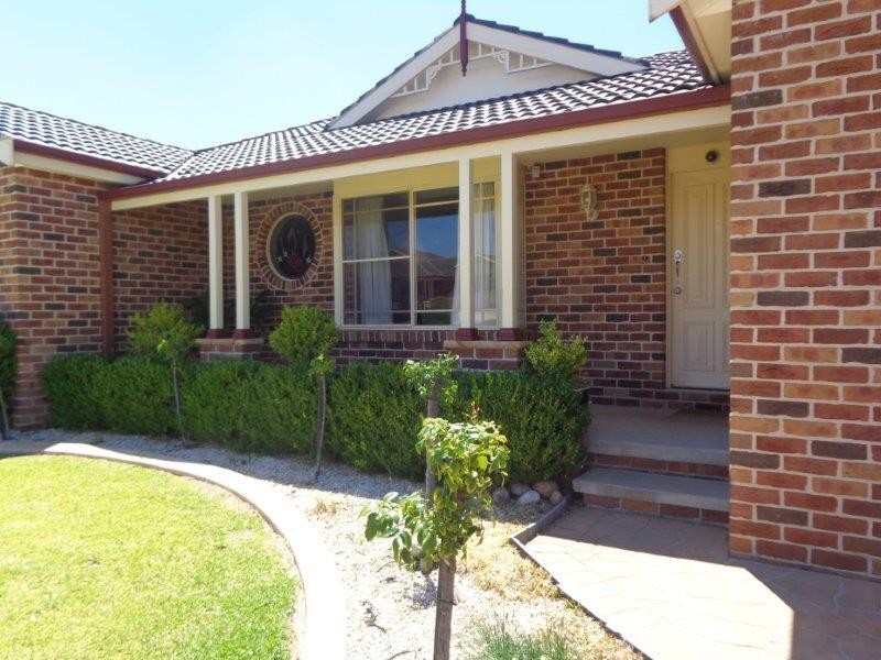 4a/1 Bandalong Street, Tamworth NSW 2340