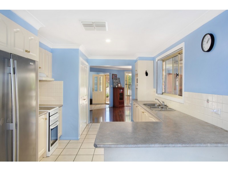 87 Glengarvin Drive, Tamworth NSW 2340