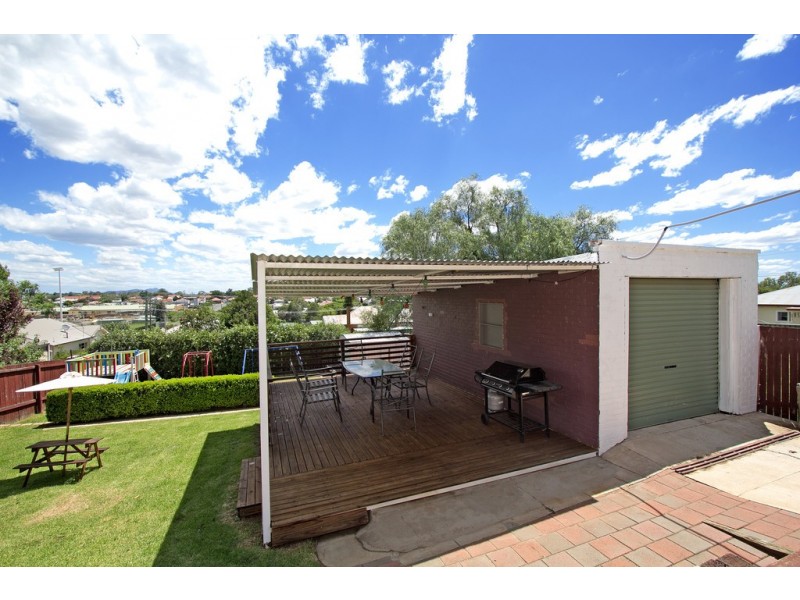 131 Denison Street, Tamworth NSW 2340