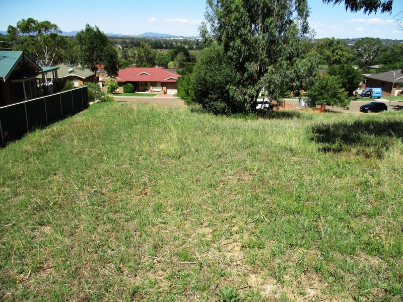 60 Valley Drive, Tamworth NSW 2340