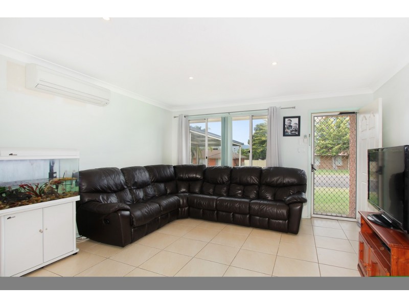 12 Grant Street, Kootingal NSW 2352