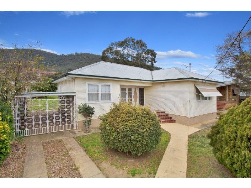288 Armidale Road, Tamworth NSW 2340