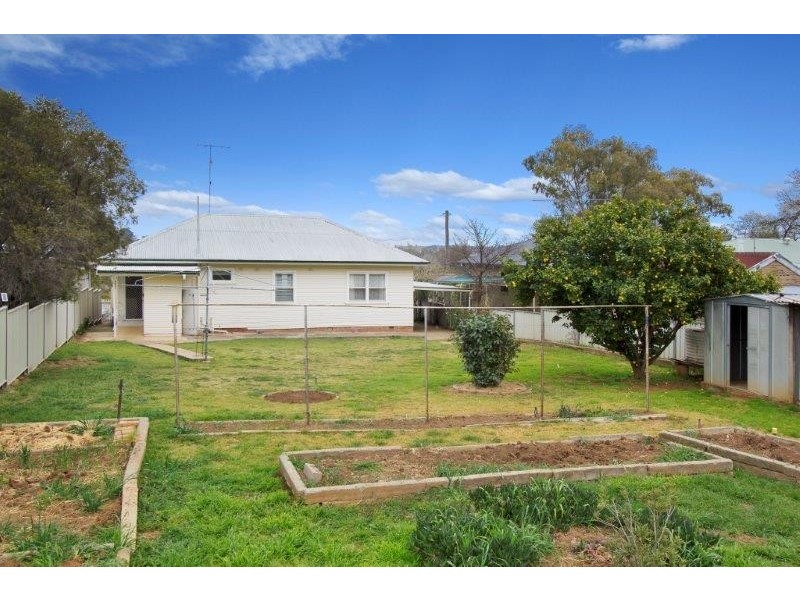 288 Armidale Road, Tamworth NSW 2340