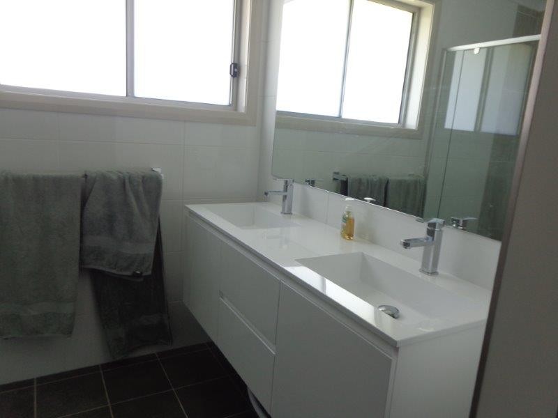 1 Grand Meadow Drive, Tamworth NSW 2340