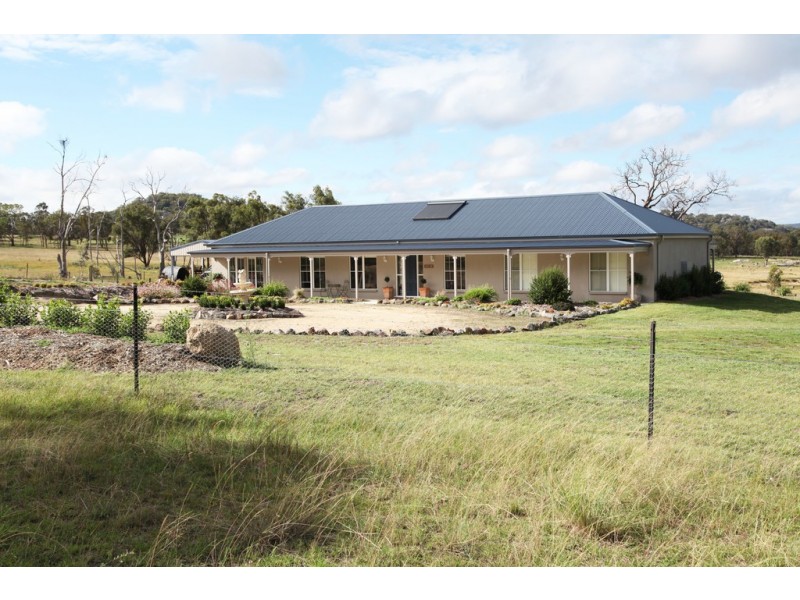 Valley View 2000 Kingstown Road, Uralla NSW 2358