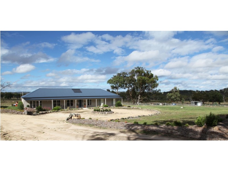 Valley View 2000 Kingstown Road, Uralla NSW 2358