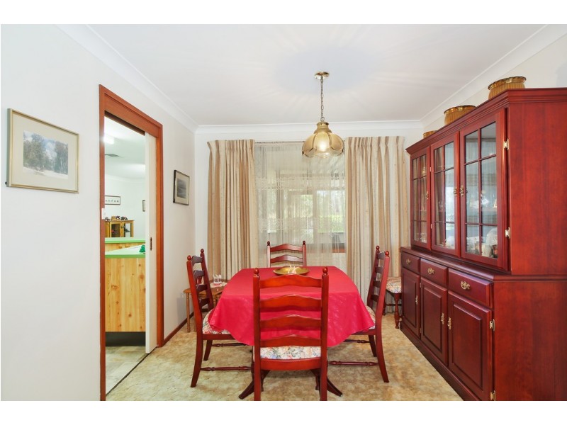 7 Nowland Crescent, Westdale NSW 2340