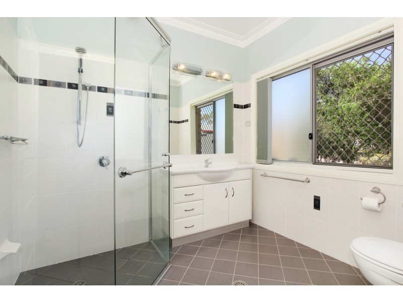 12 Lawrence Avenue, Tamworth NSW 2340