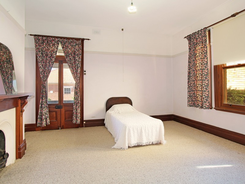 141 a-b Brisbane Street, East Tamworth NSW 2340