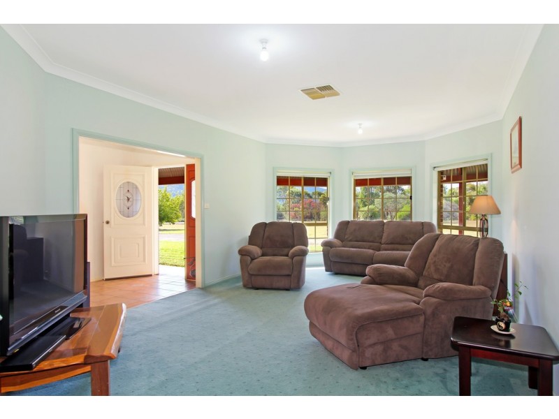 102 Urangera Drive, Tamworth NSW 2340