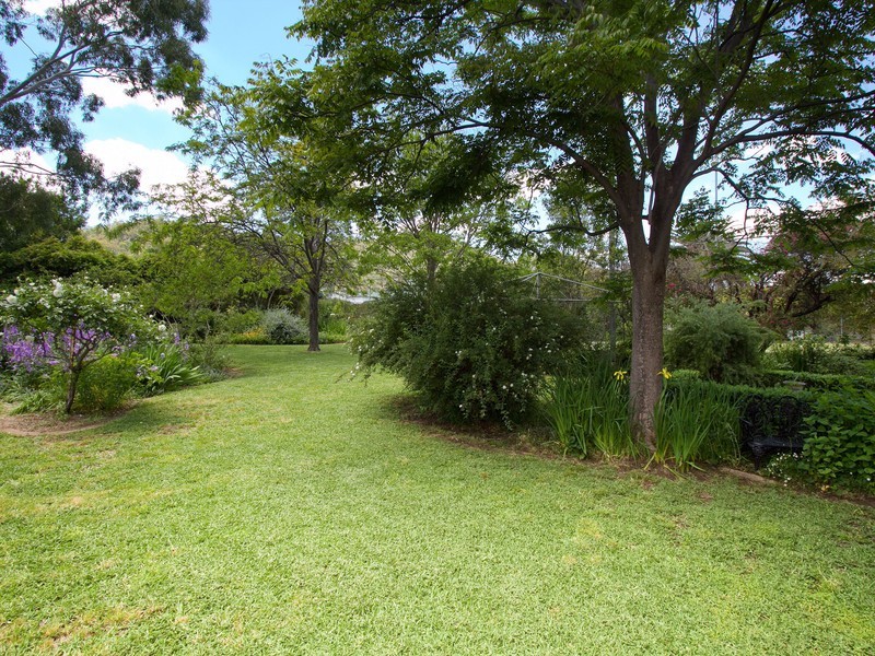 68 Napier Street, Tamworth NSW 2340