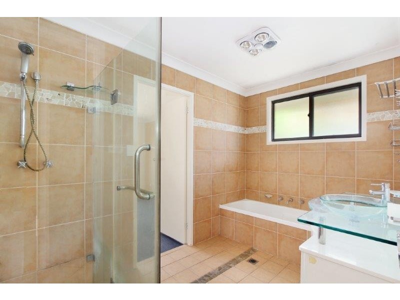 14 Osprey Way, Tamworth NSW 2340