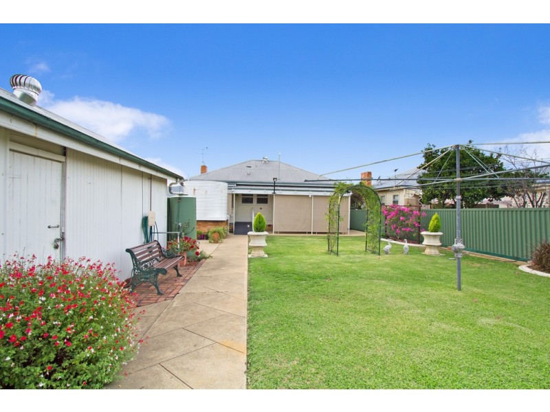 37 Phillip Street, Tamworth NSW 2340