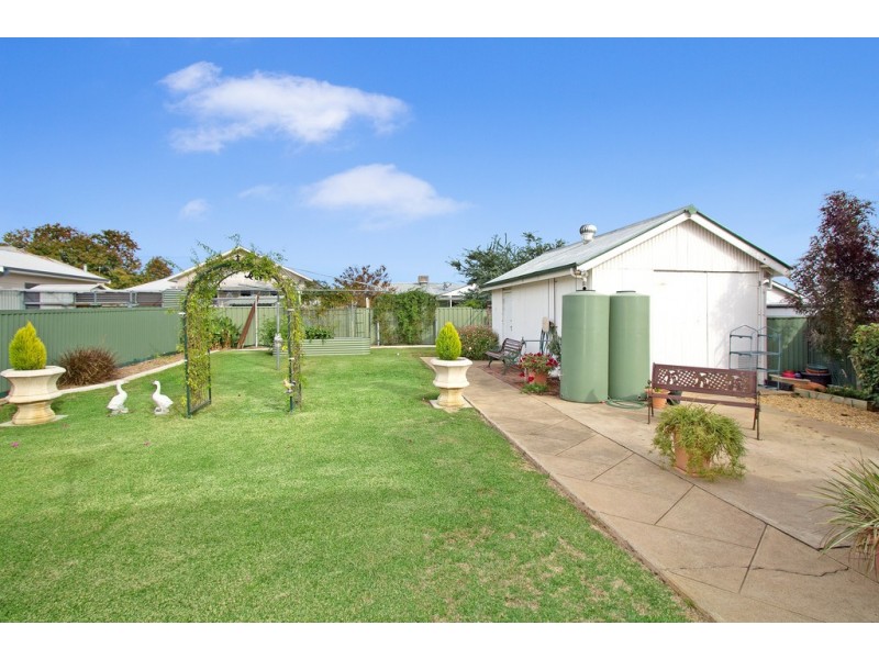 37 Phillip Street, Tamworth NSW 2340