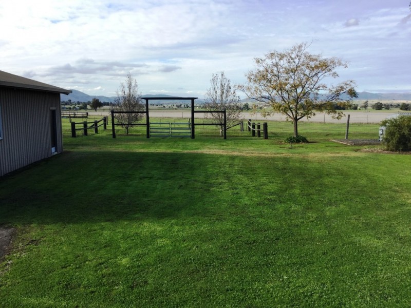 9 Kingswood Dr., Tamworth NSW 2340