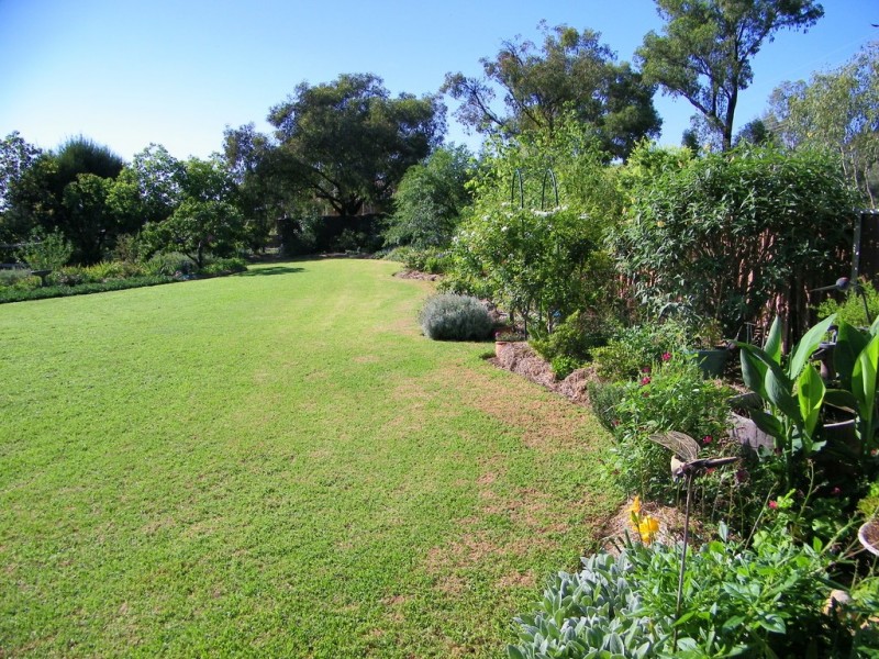 9 Kingswood Dr., Tamworth NSW 2340