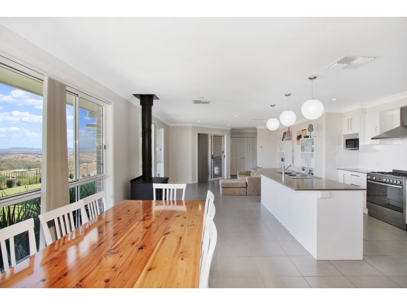 10 Bentwing Place, Tamworth NSW 2340