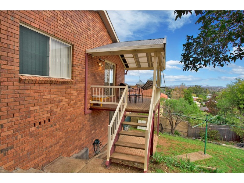 6 Bernice Place, Tamworth NSW 2340