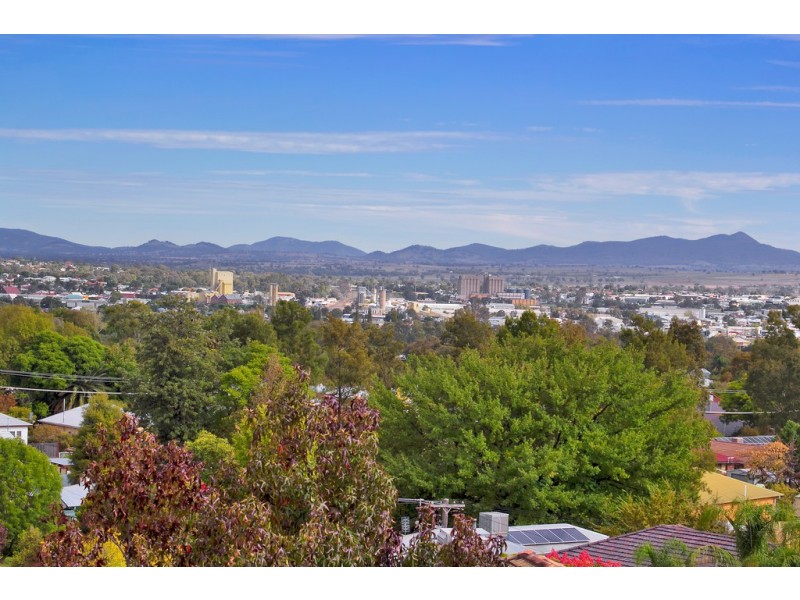 6 Bernice Place, Tamworth NSW 2340