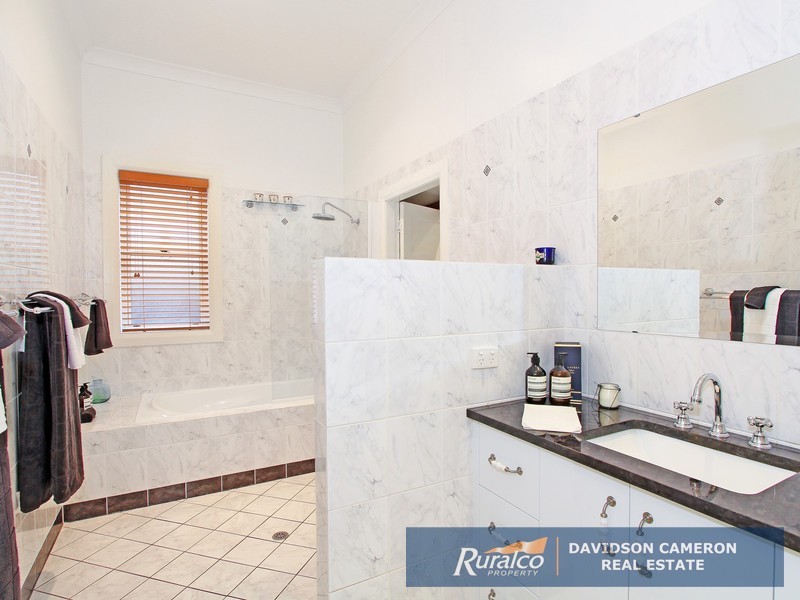 51 Raglan Street, Tamworth NSW 2340