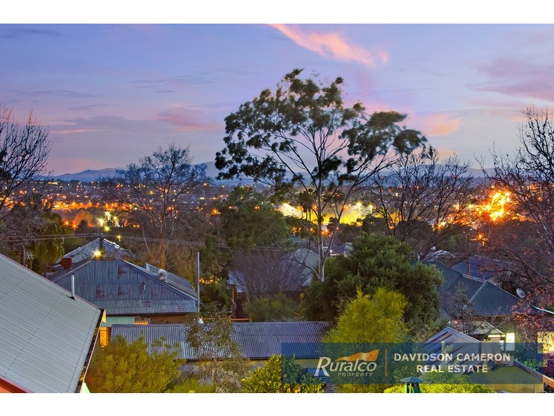 51 Raglan Street, Tamworth NSW 2340