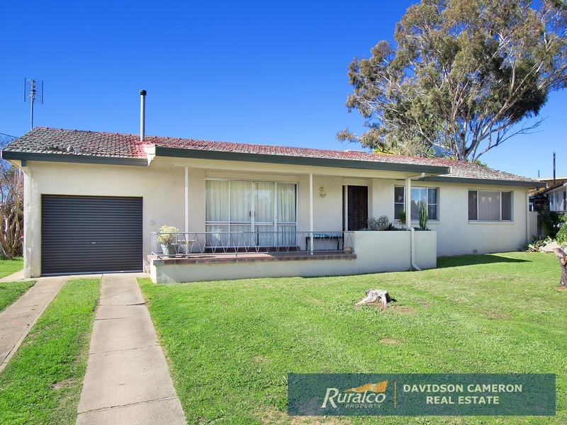 1 Campbell Road, Tamworth NSW 2340