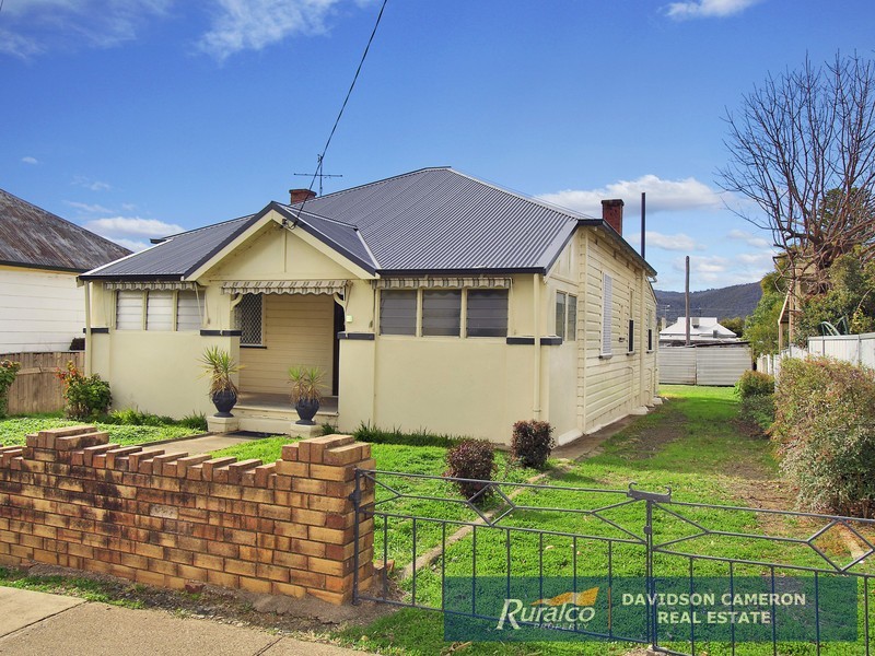 18 Phillip Street, Tamworth NSW 2340