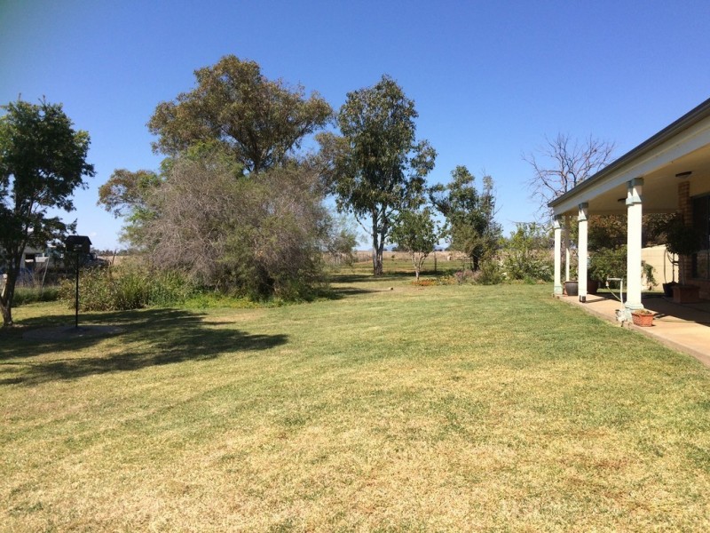 33 Phillip Lane, Tamworth NSW 2340