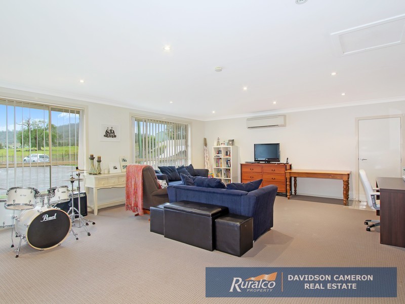 8 Mitsel Close, Werris Creek NSW 2341